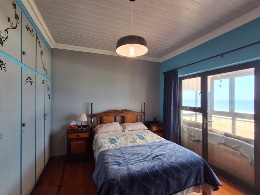 4 Bedroom Property for Sale in Jongensfontein Western Cape